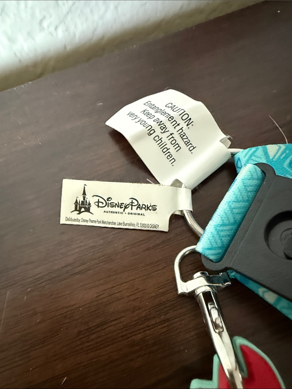 NWT Pua and Hei Hei Disney Parks oversized lanyard. Adorable!! - Picture 3 of 3